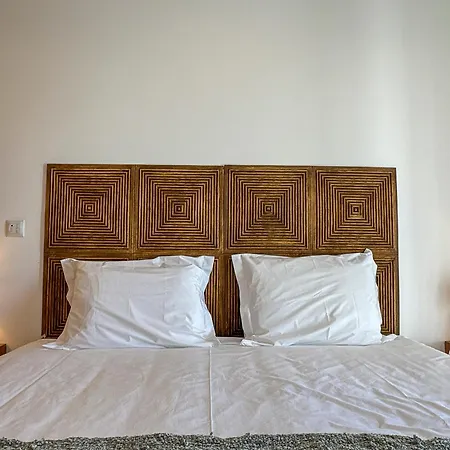 Konukevi Vibing & Liming Ericeira