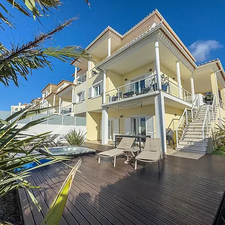 Konukevi Vibing & Liming *