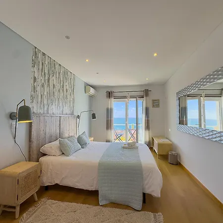 Vibing & Liming Ericeira