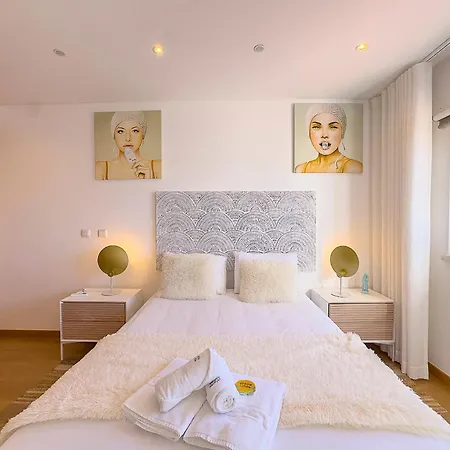 Guest house Vibing & Liming Ericeira