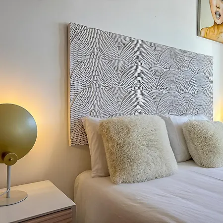 Vibing & Liming * 에리세이라