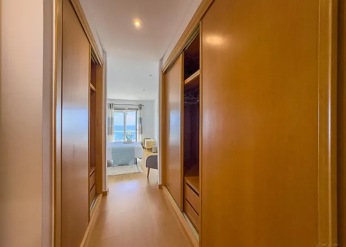 Vibing & Liming * אריסרייה