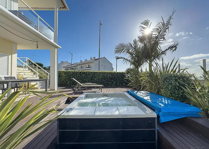 Vibing & Liming בית הארחה