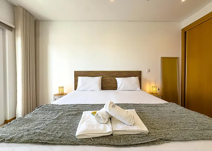 בית הארחה Vibing & Liming