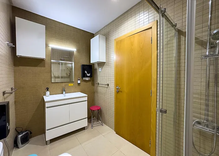 Vibing & Liming בית הארחה *