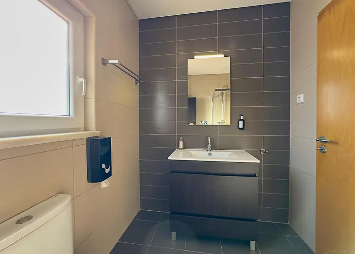 Vibing & Liming בית הארחה